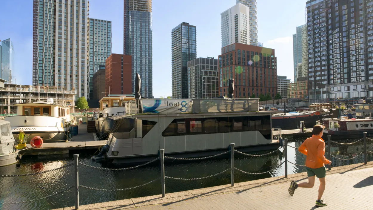 In London’s historic Canary Wharf, the mixed-use development Wood Wharf is an icon of sustainable construction. 