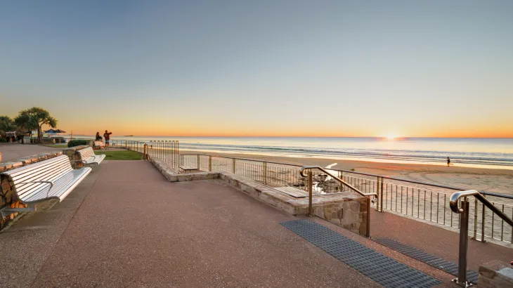 Geostone Alex Heads Viewing Platform
