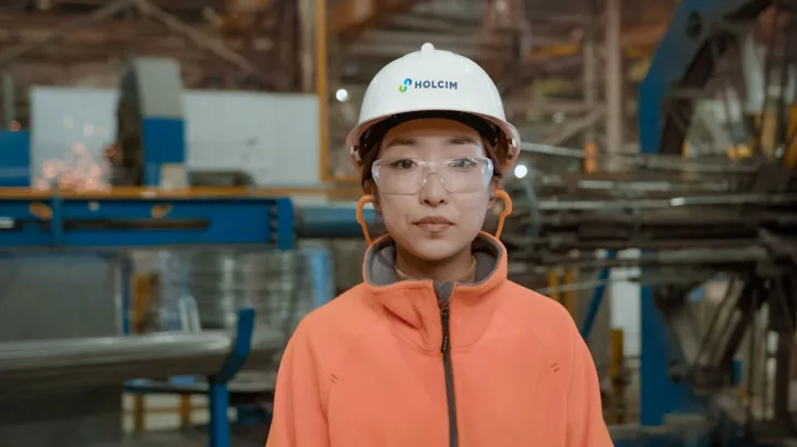 Holcim Global Brand - Young Woman Rooty Hill