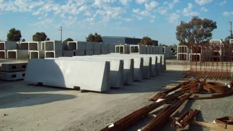 Grand Prix, Melbourne - Custom-made precast concrete road safety barriers