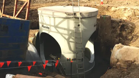 Westconnex Kingsgrove, Sydney - Custom-made DN3600 precast concrete pits for jacking pipe installation